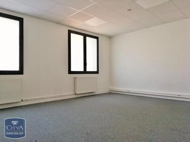 Photo 7 Local Commercial 220m²
