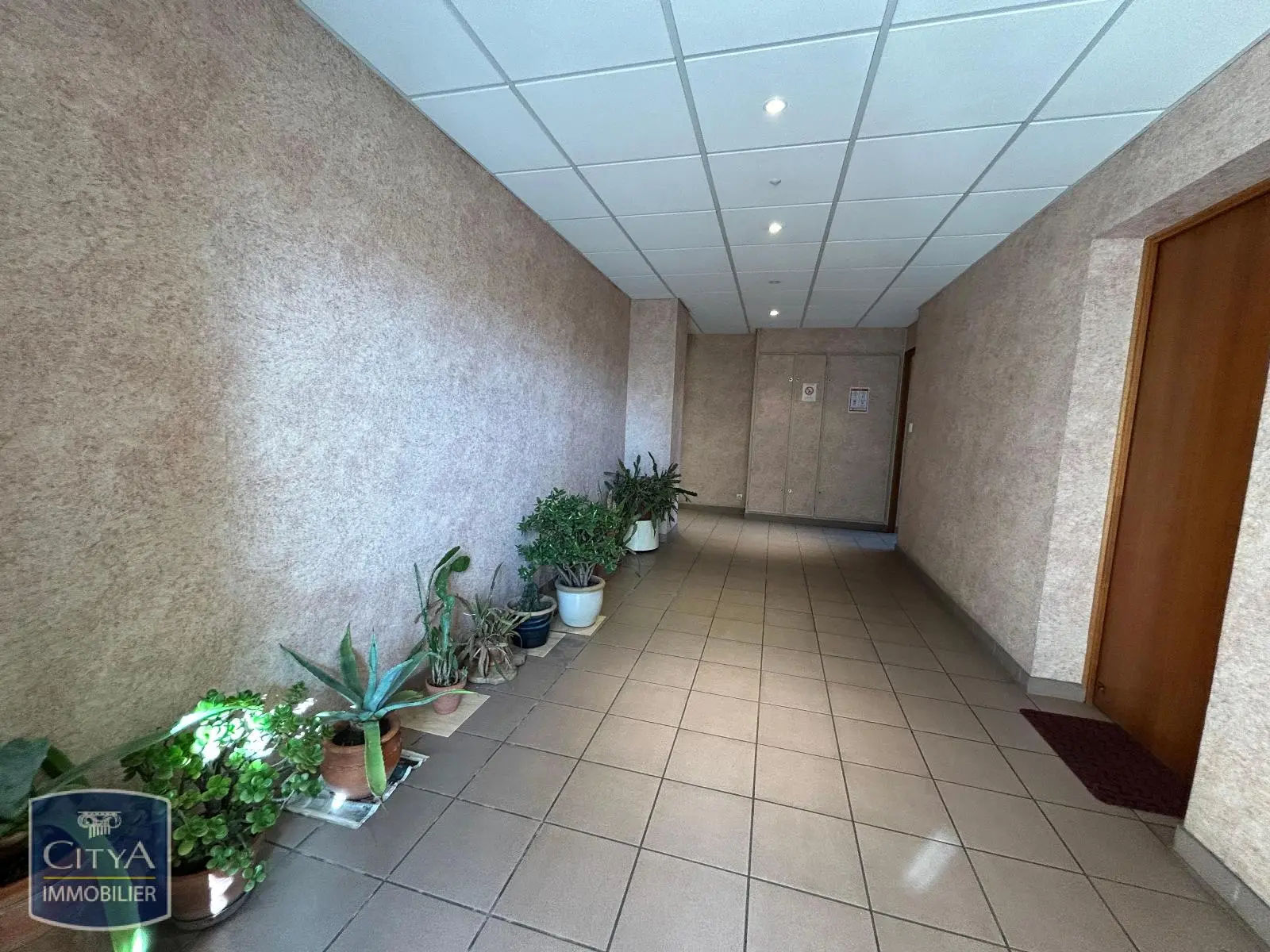 Photo 7 Appartement 1 pièce 27m²