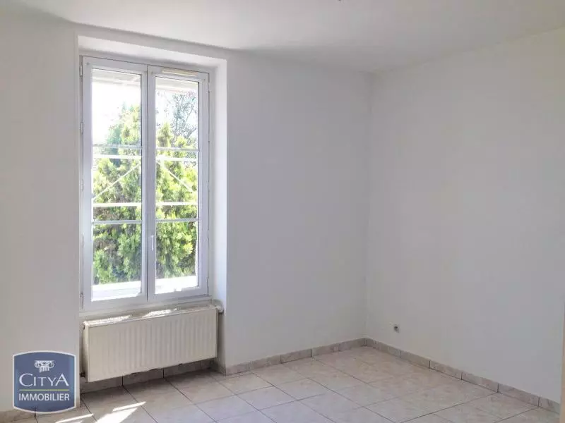 Illustration pour Appartement 2 pièces 33m² Photo Appartement 2 pièces 33m²