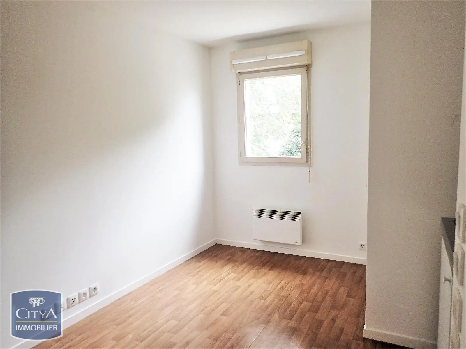 Photo 2 Appartement 1 pièce 18.08m²