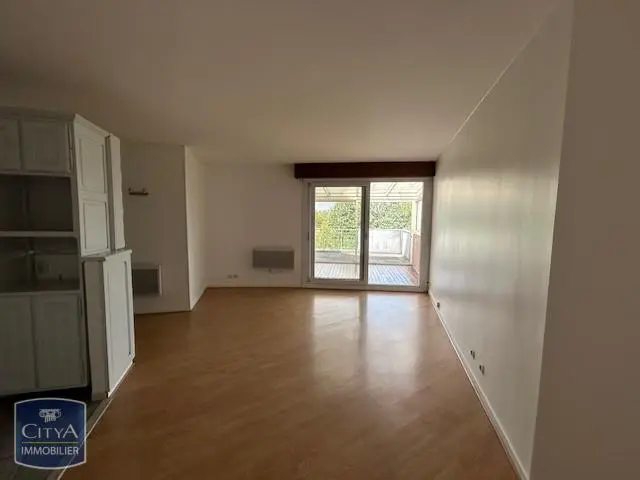 Photo 1 Appartement 1 pièce 30.83m²