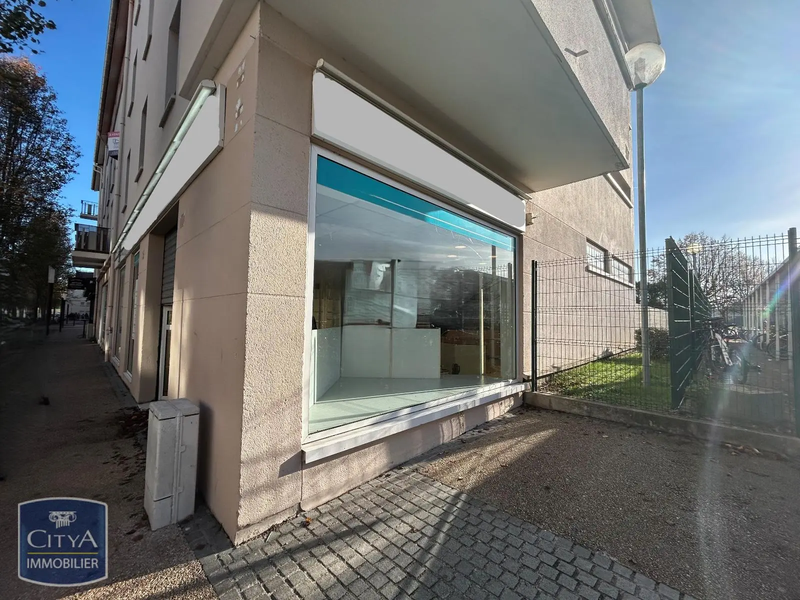 Photo 1 Local Commercial 127.75m²