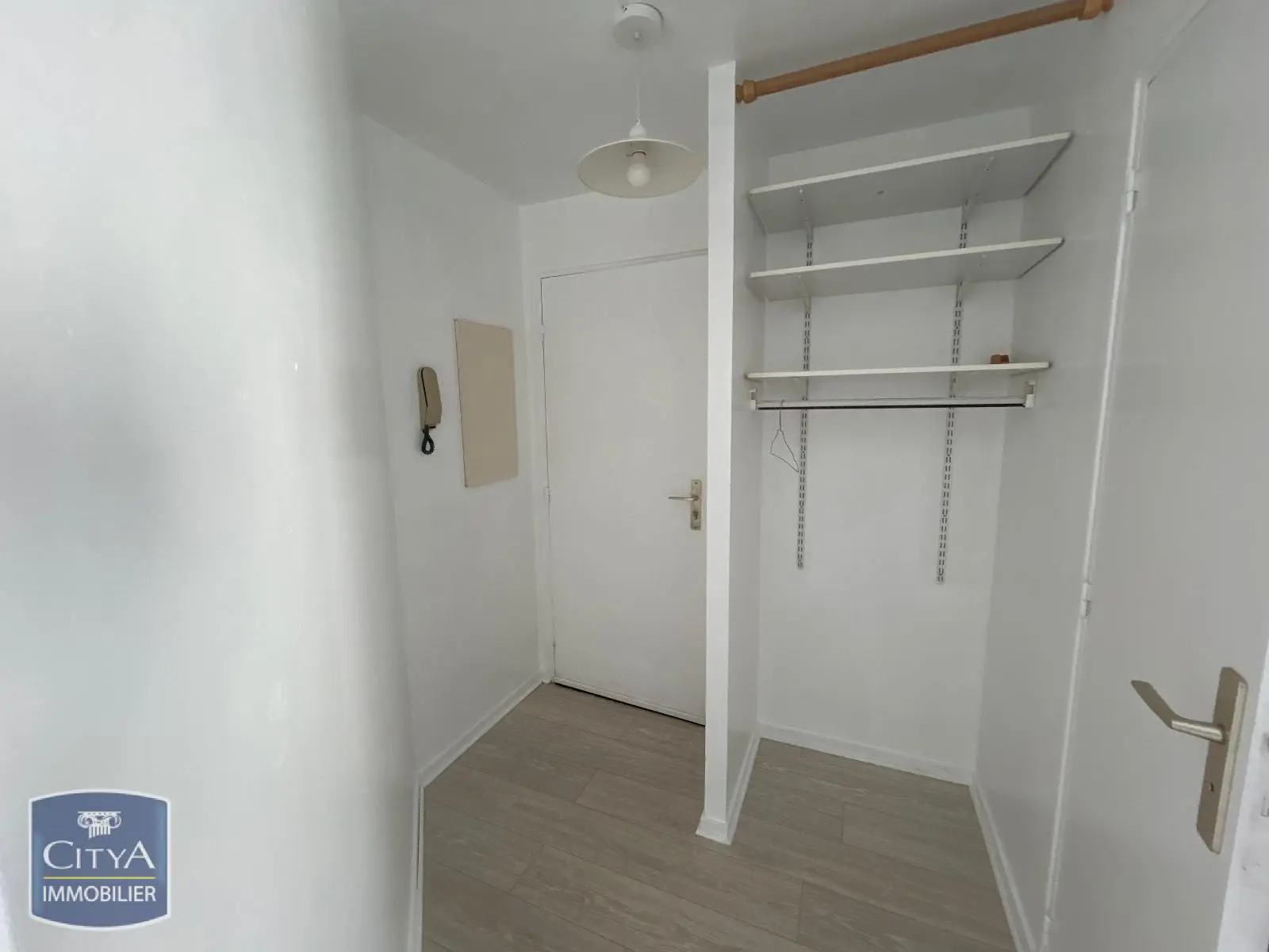 Photo 5 Appartement 1 pièce 27.62m²