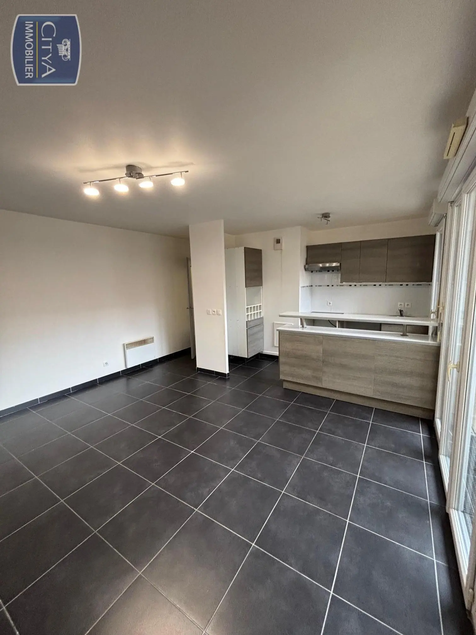 Photo 2 appartement Corbeil-Essonnes