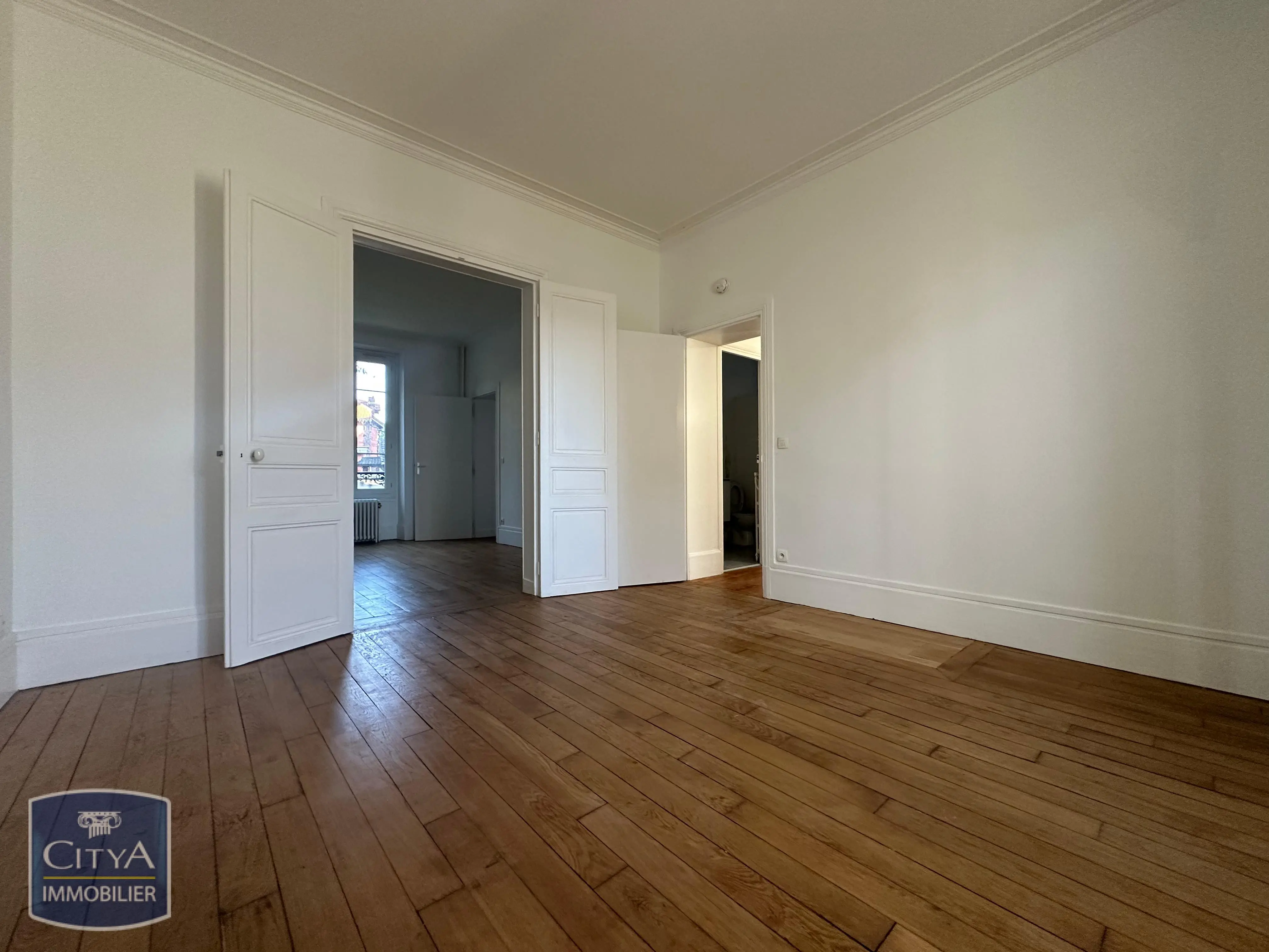 Photo 1 Appartement 5 pièces 89m²