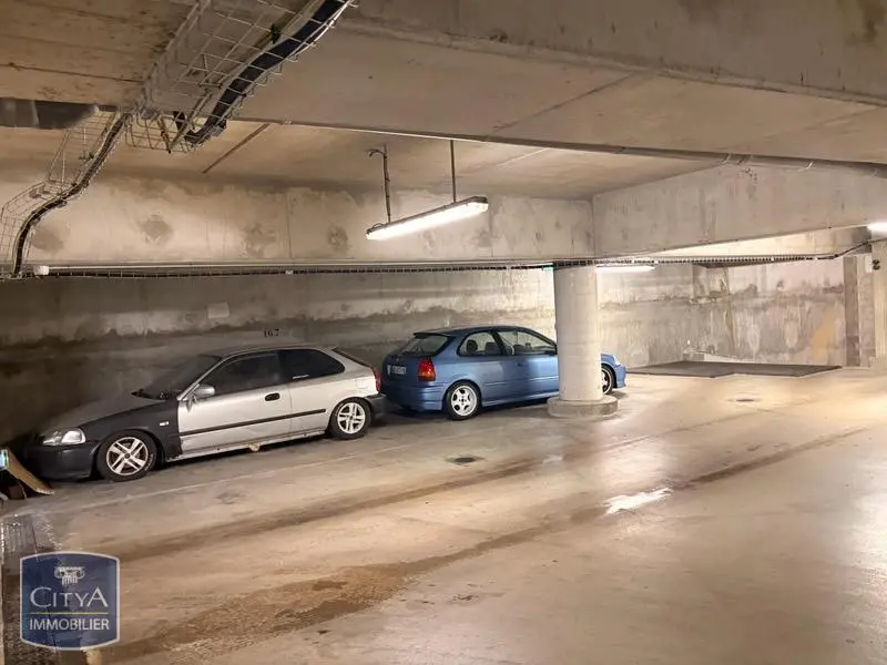 Photo 3 Parking 15m²