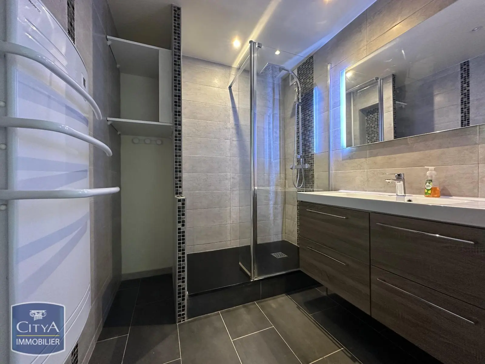 Photo 9 Appartement 5 pièces 106.15m²