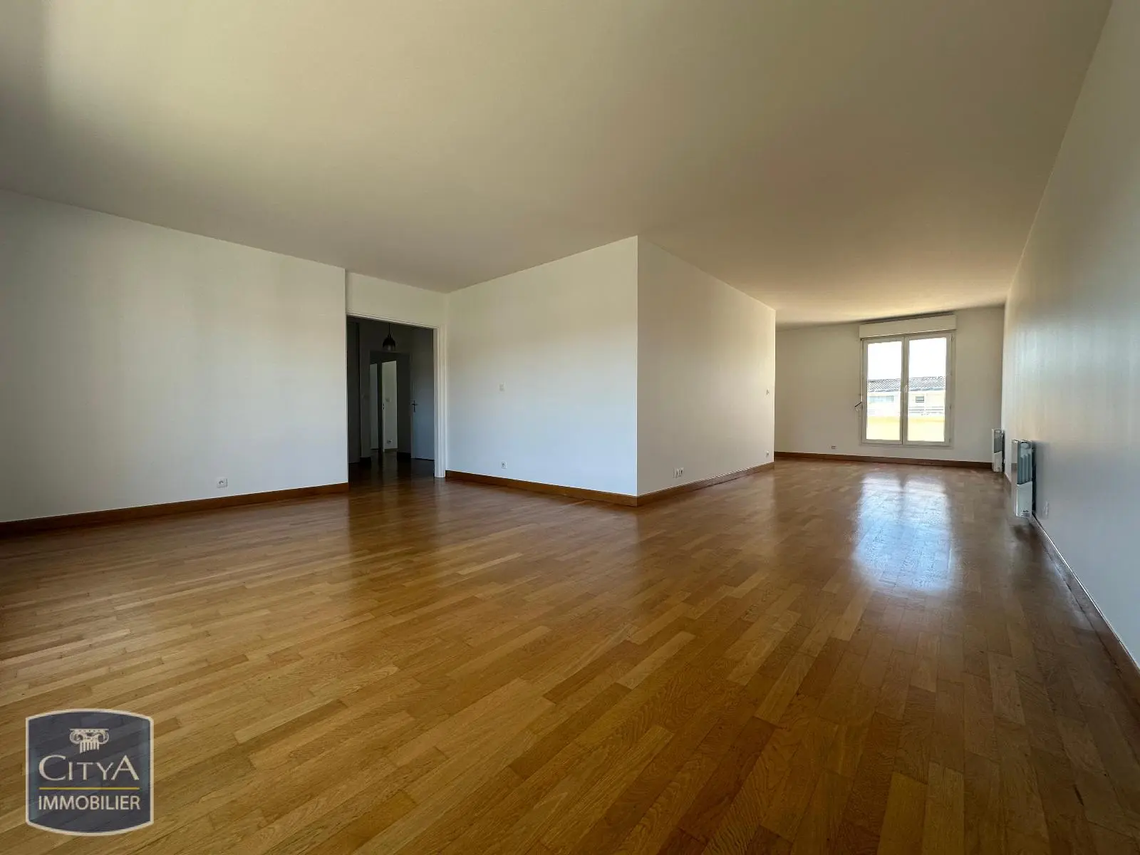 Photo 2 Appartement 5 pièces 106.15m²