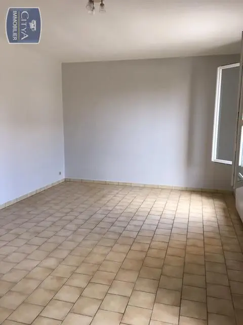Photo 1 Appartement 1 pièce 30.87m²