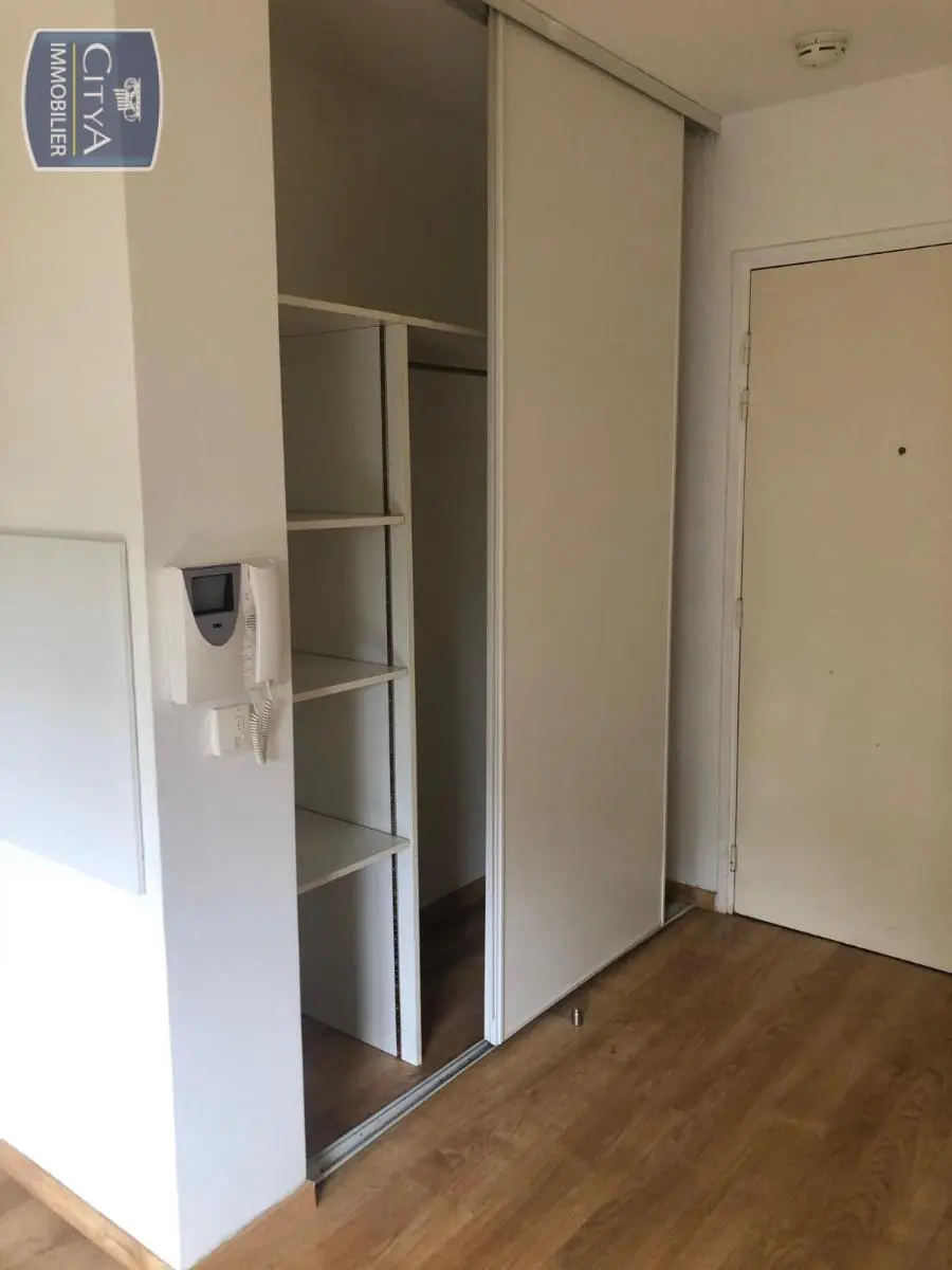 Photo 5 Appartement 1 pièce 27.57m²