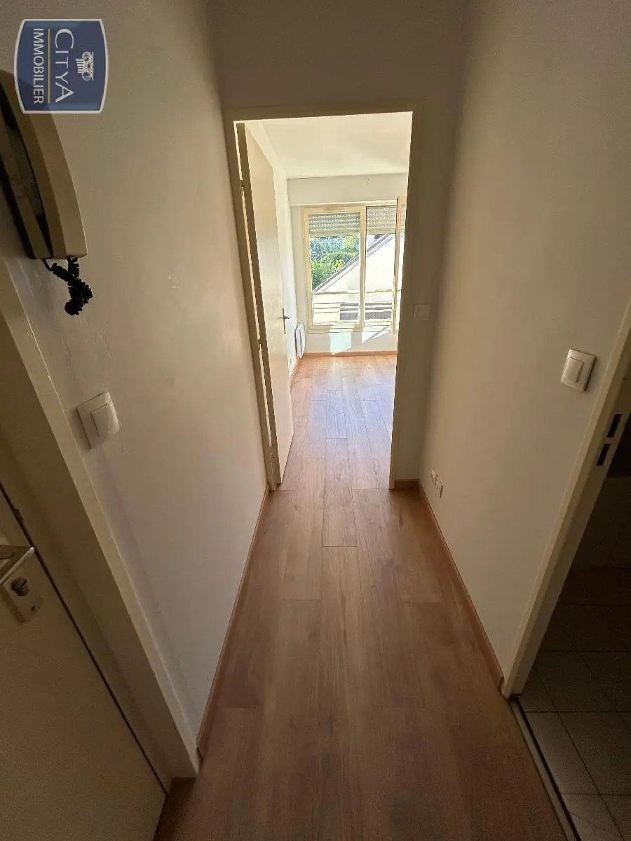 Photo 10 Appartement 1 pièce 30.18m²
