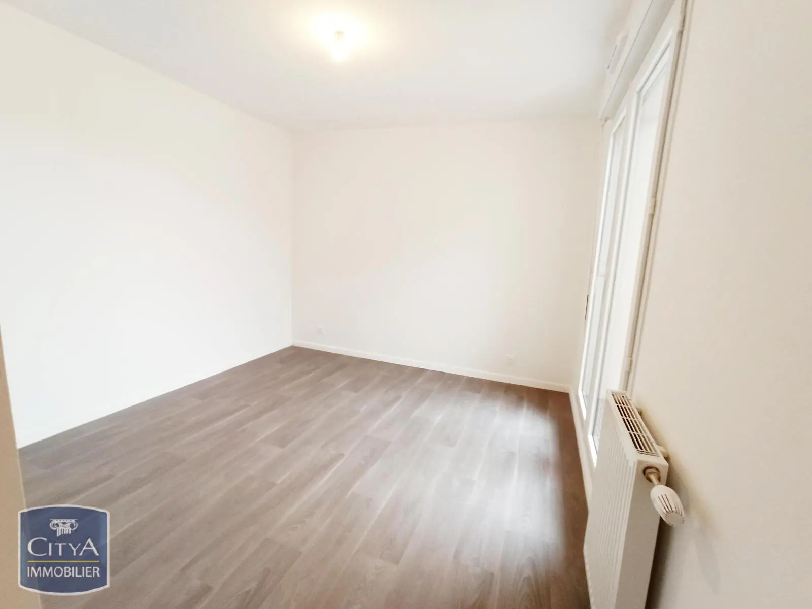 Saint-Germain-lès-Arpajon (91180) Appartement 3 pièces 57.95m² photo 3