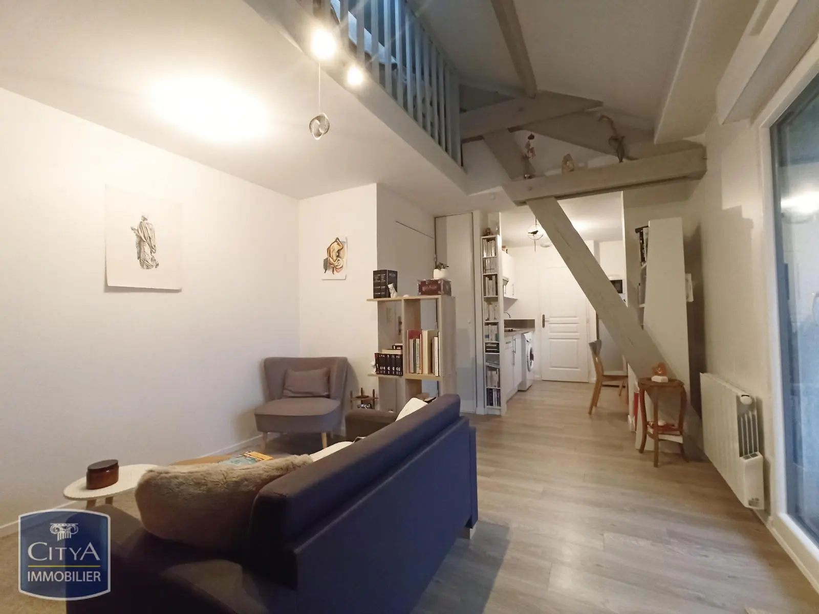 Photo 2 Appartement 2 pièces 33m²