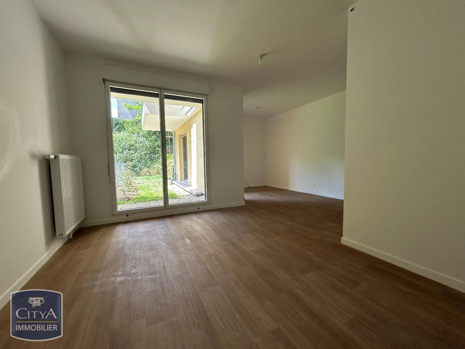 Photo 1 Appartement 1 pièce 28.49m²