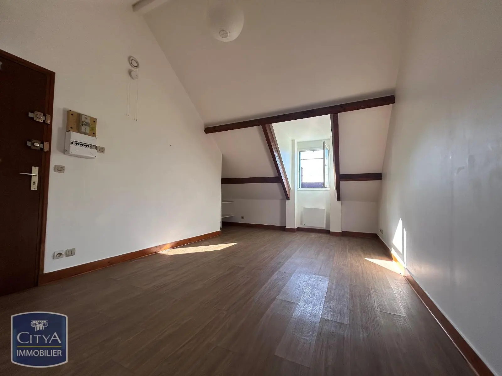 Photo 2 Appartement 1 pièce 16.5m²