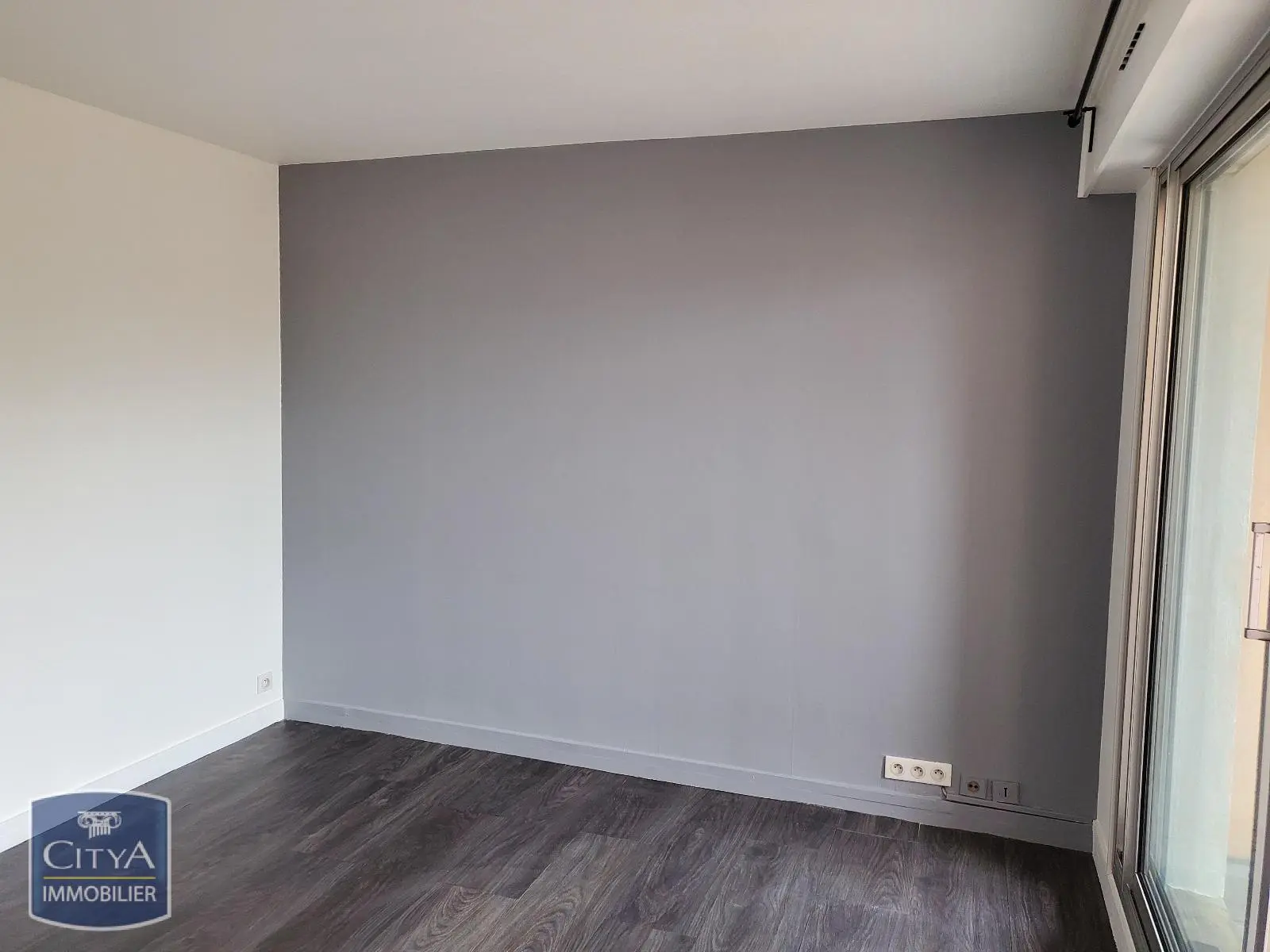 Photo 1 Appartement 1 pièce 20.56m²
