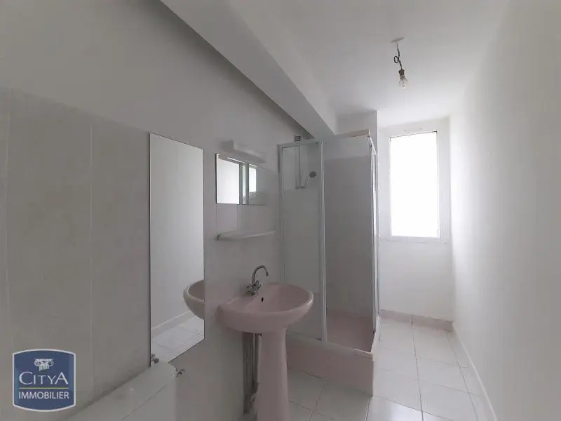 Photo 7 Appartement 1 pièce 24.76m²