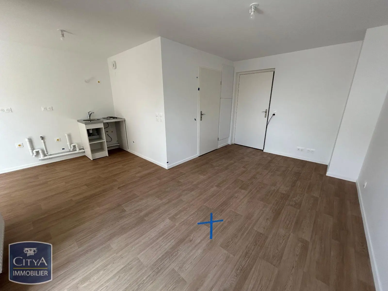 Photo 2 Appartement 1 pièce 28.44m²