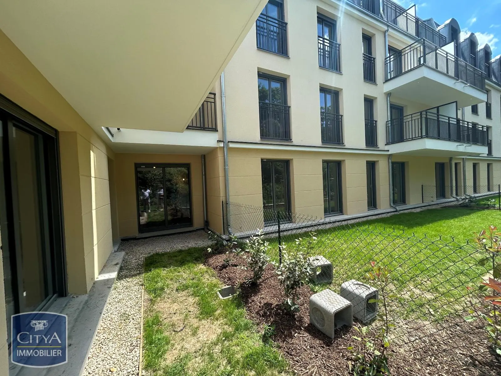 Photo 8 Appartement 1 pièce 28.49m²