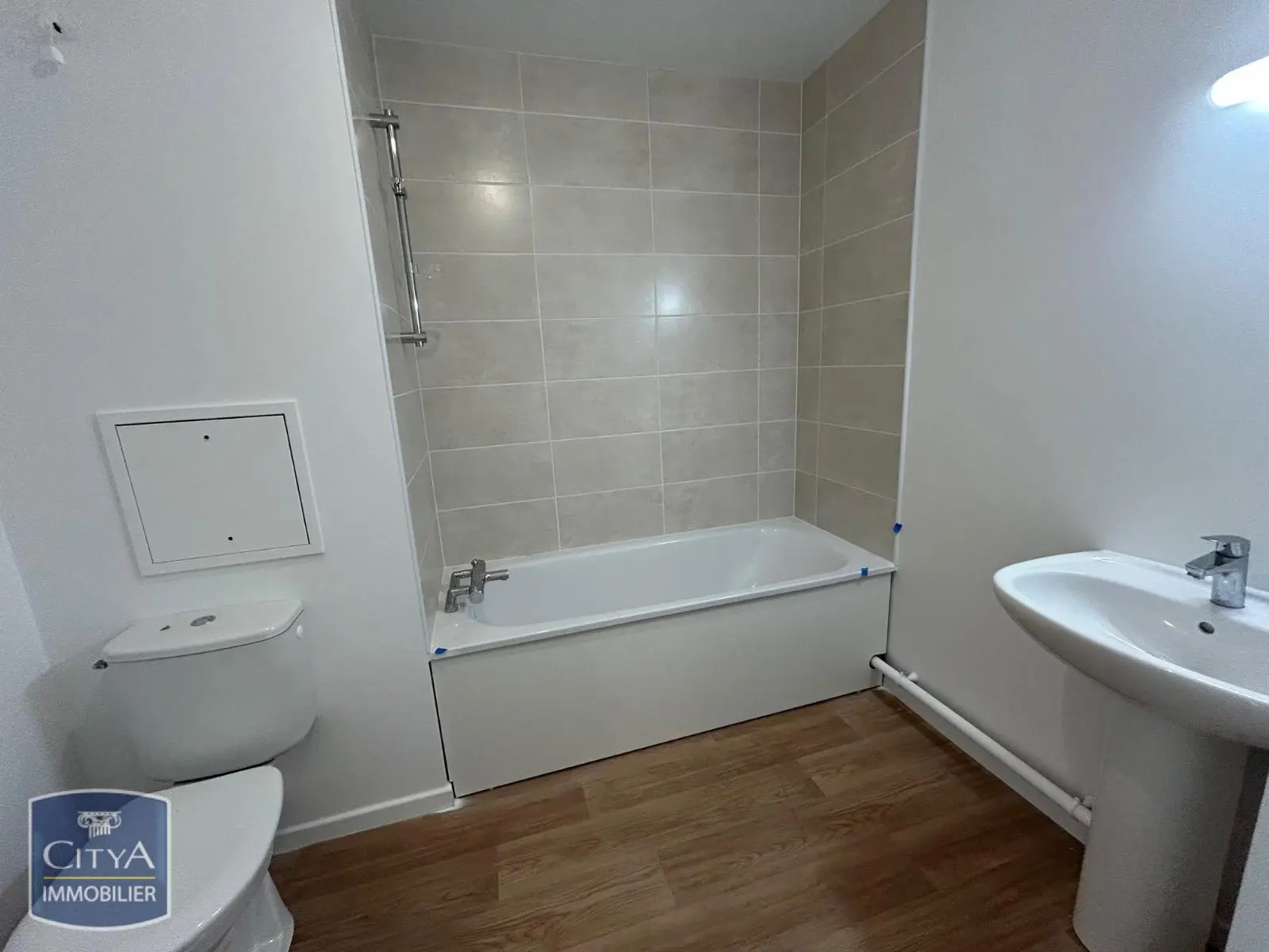 Photo 5 Appartement 1 pièce 28.49m²