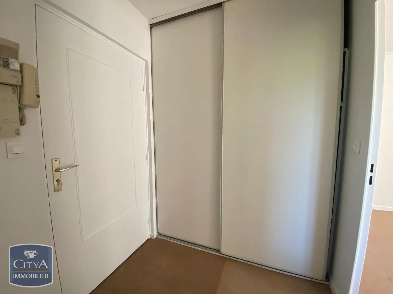 Photo 6 Appartement 1 pièce 28.46m²