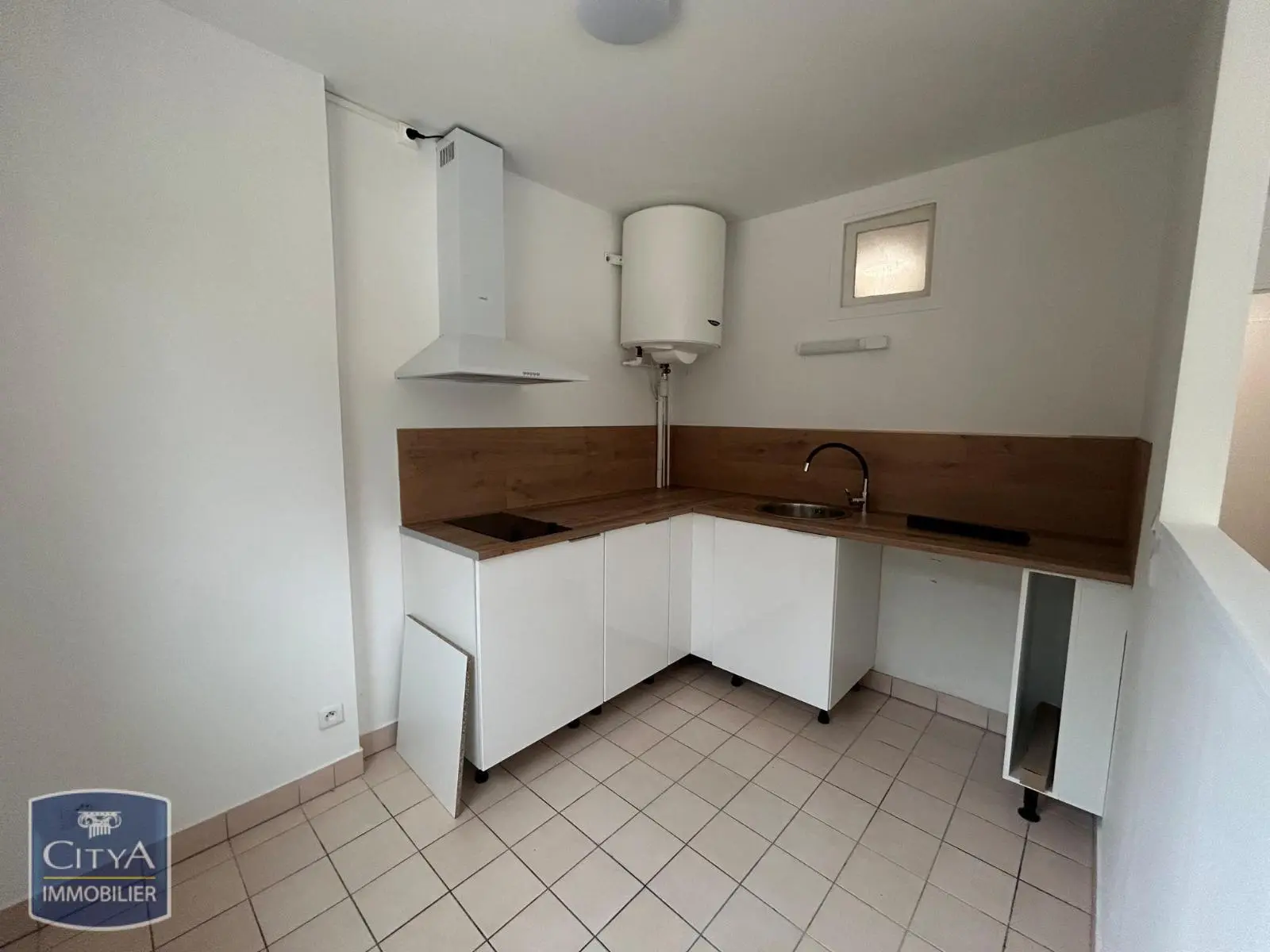 Arpajon (91290) Appartement 1 pièce 30m² photo 2