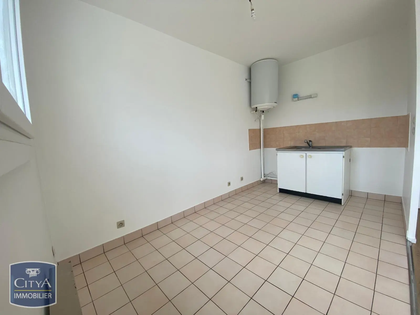 Photo 2 Appartement 1 pièce 31.93m²