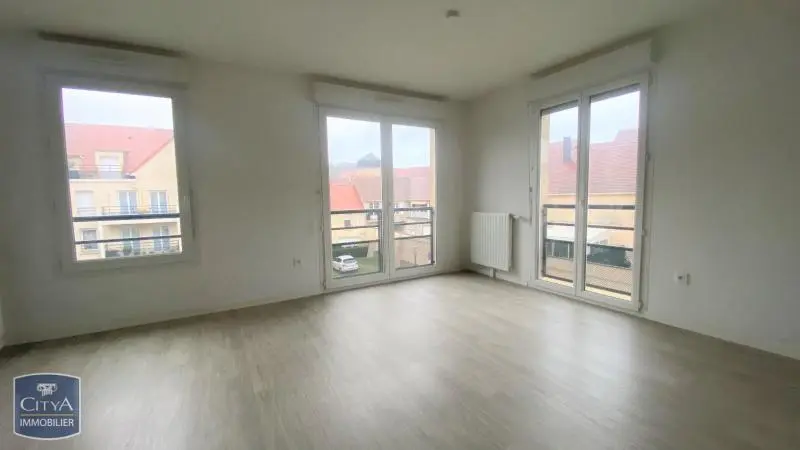 Photo 1 Appartement 1 pièce 32.48m²