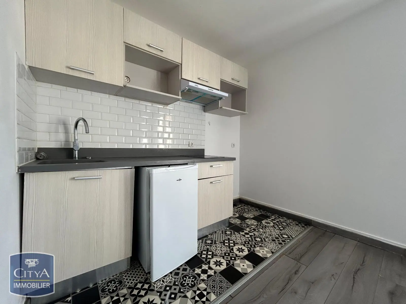 Photo 2 Appartement 1 pièce 30.1m²