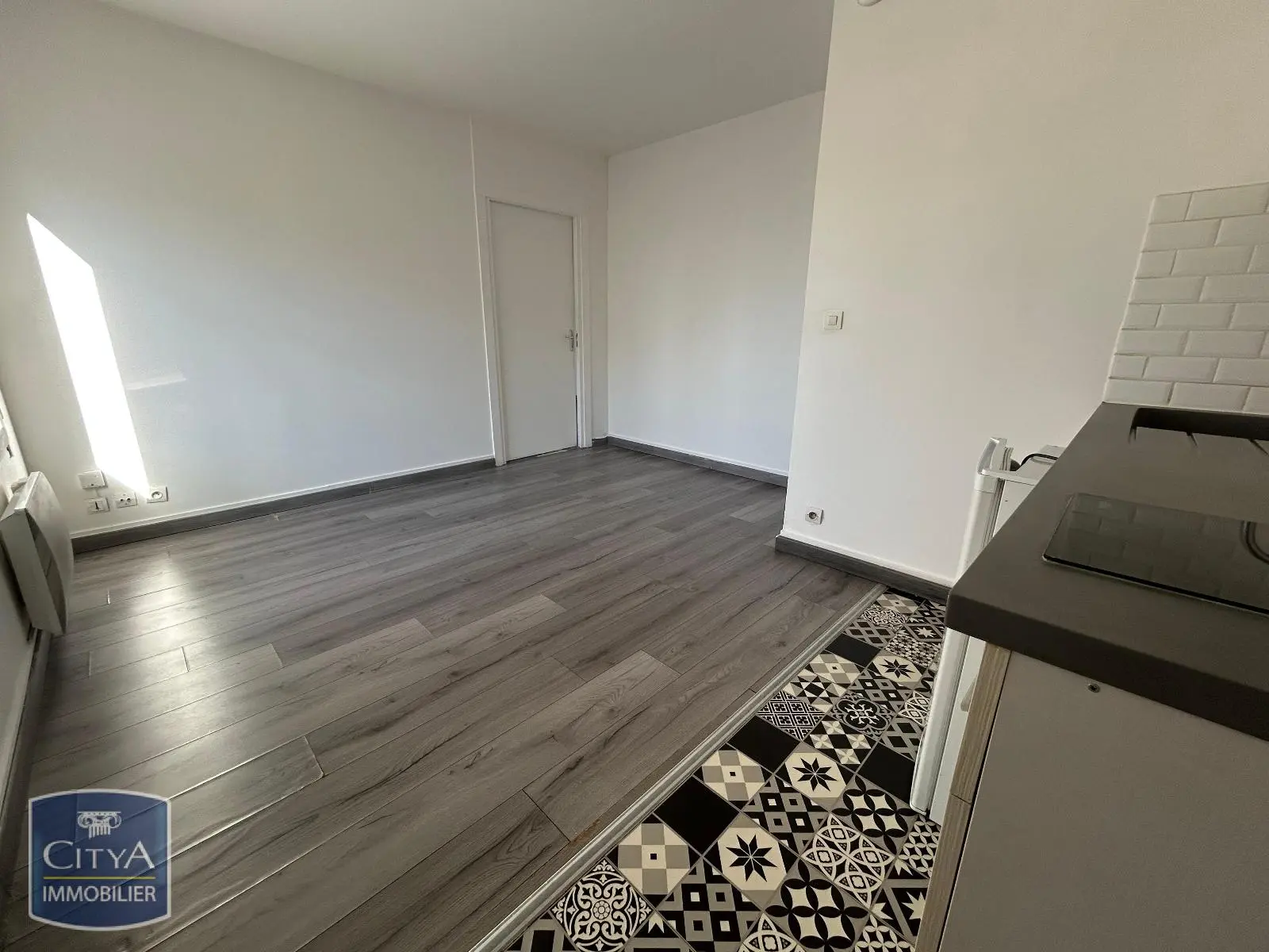 Photo 1 Appartement 1 pièce 30.1m²