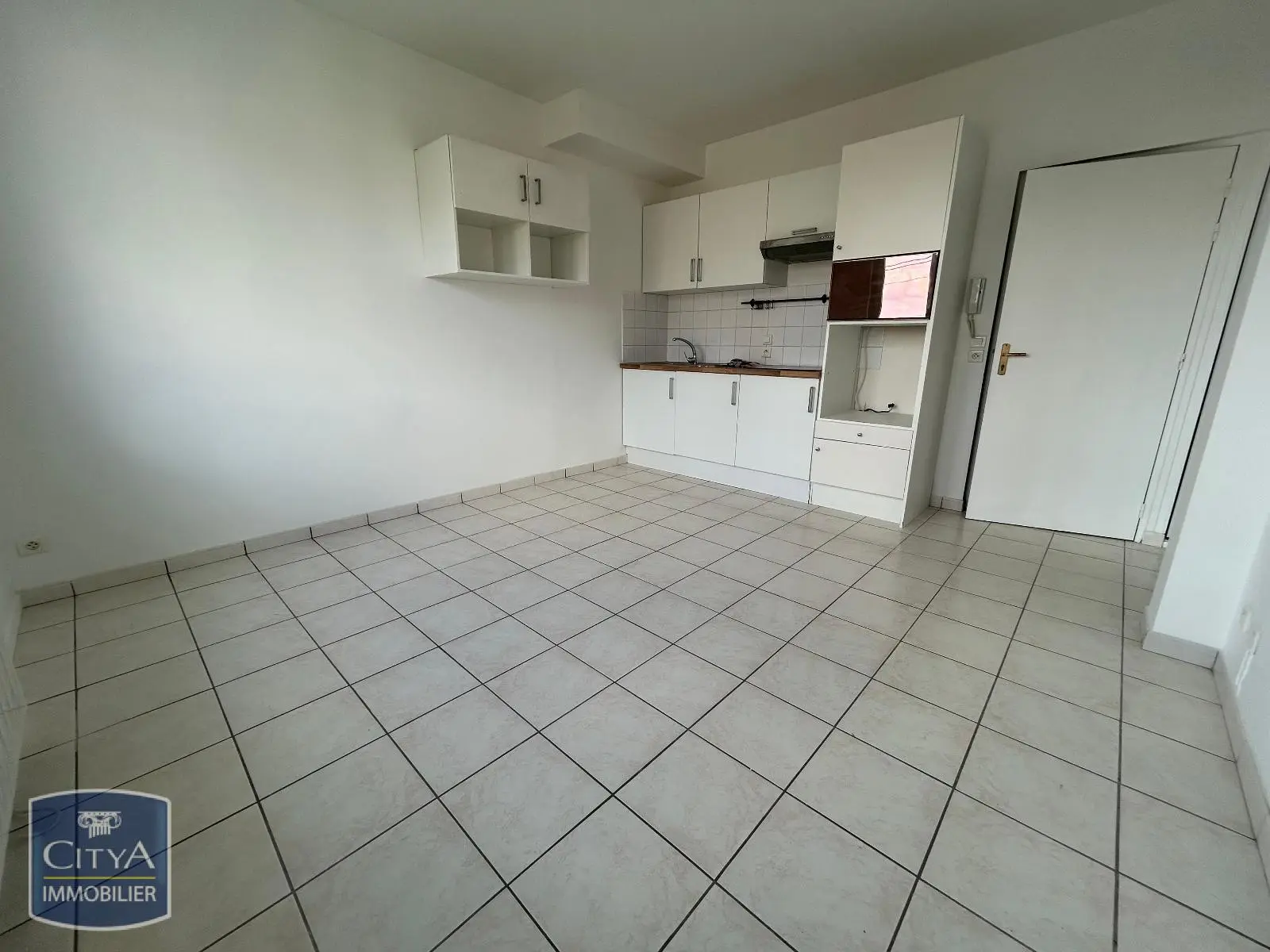 Photo 1 Appartement 2 pièces 32m²