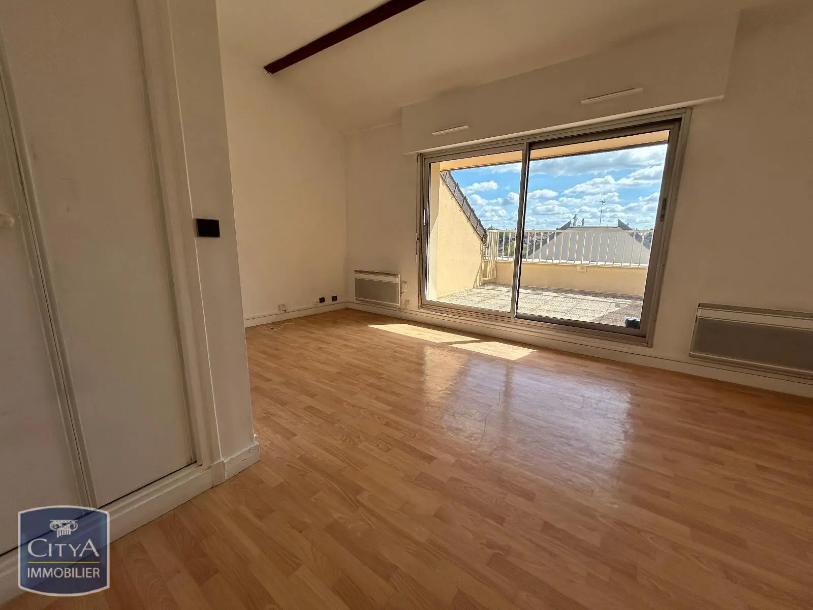 Photo 1 Appartement 2 pièces 31.83m²