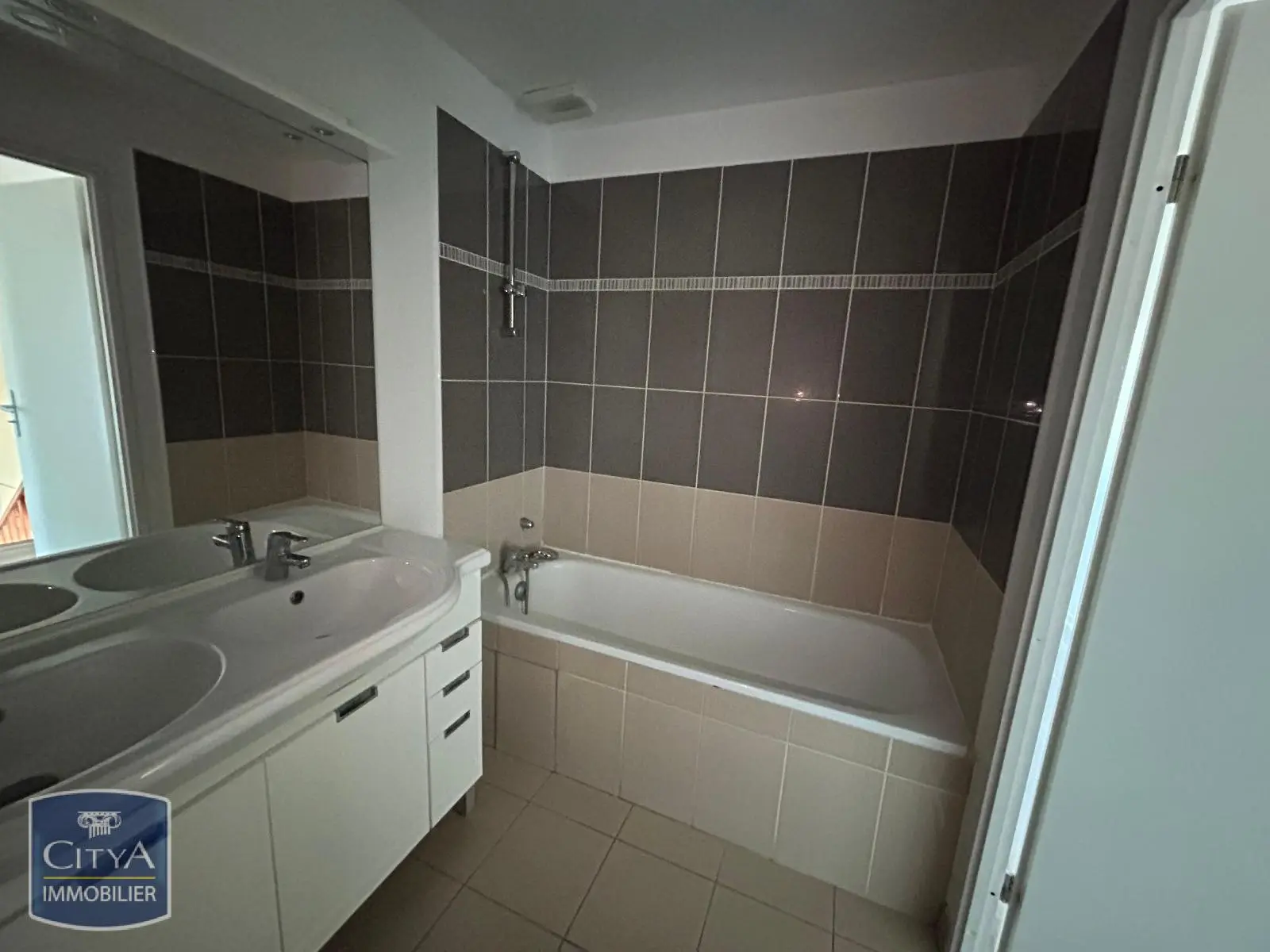 Photo 14 Maison 5 pièces 97.83m²