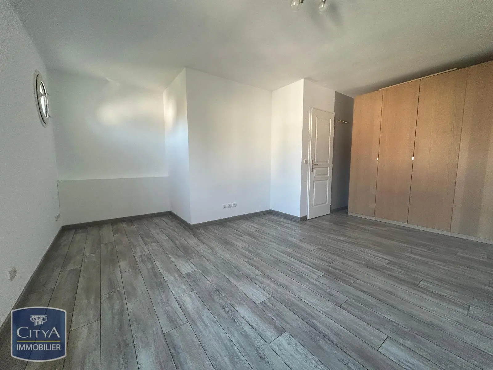 Photo 17 Maison 5 pièces 155.72m²