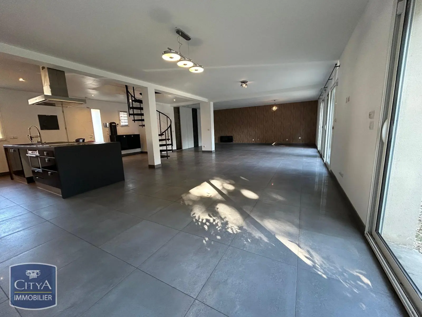 Photo 4 Maison 5 pièces 155.72m²