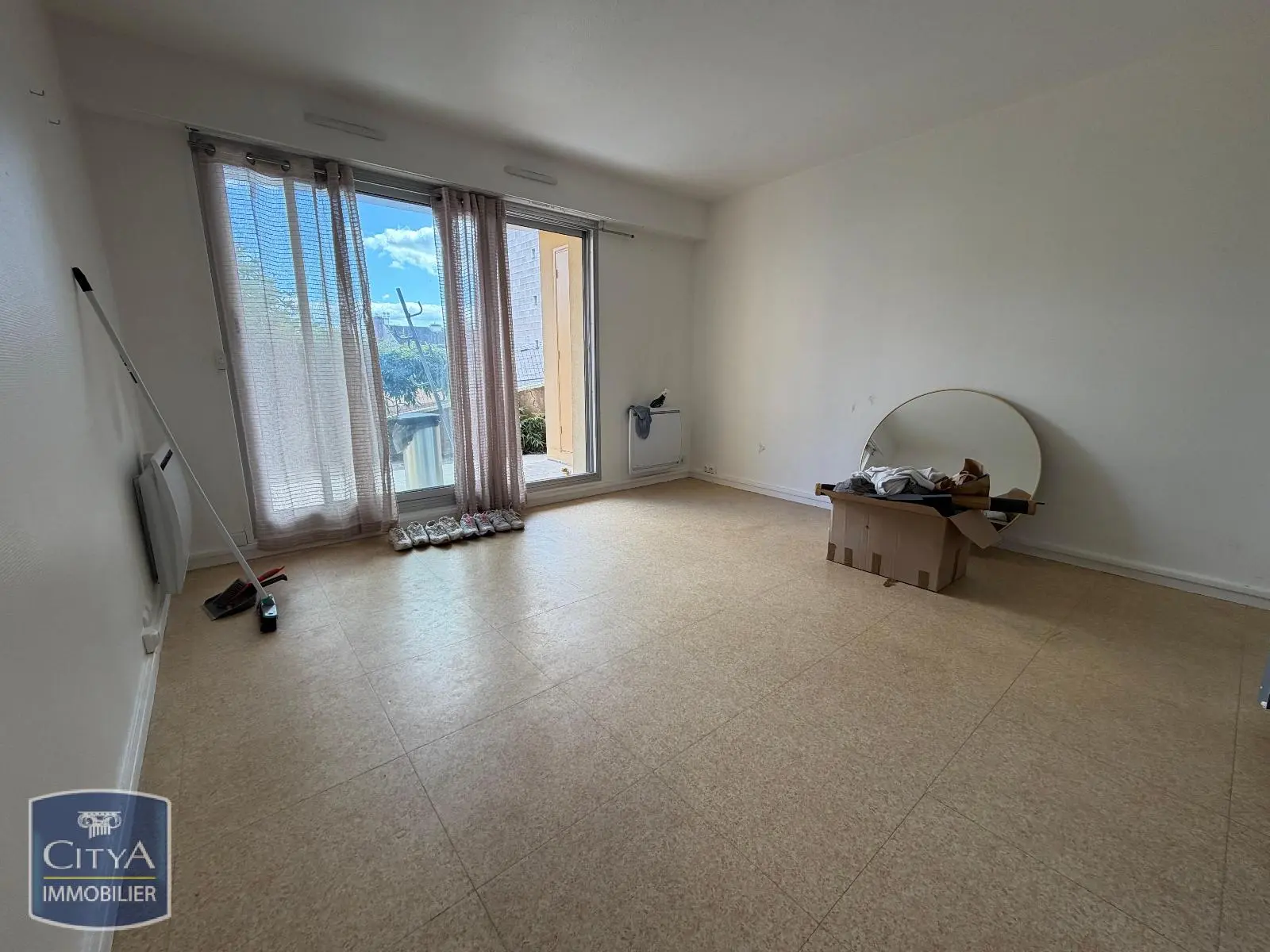 Photo 1 Appartement 1 pièce 25.66m²
