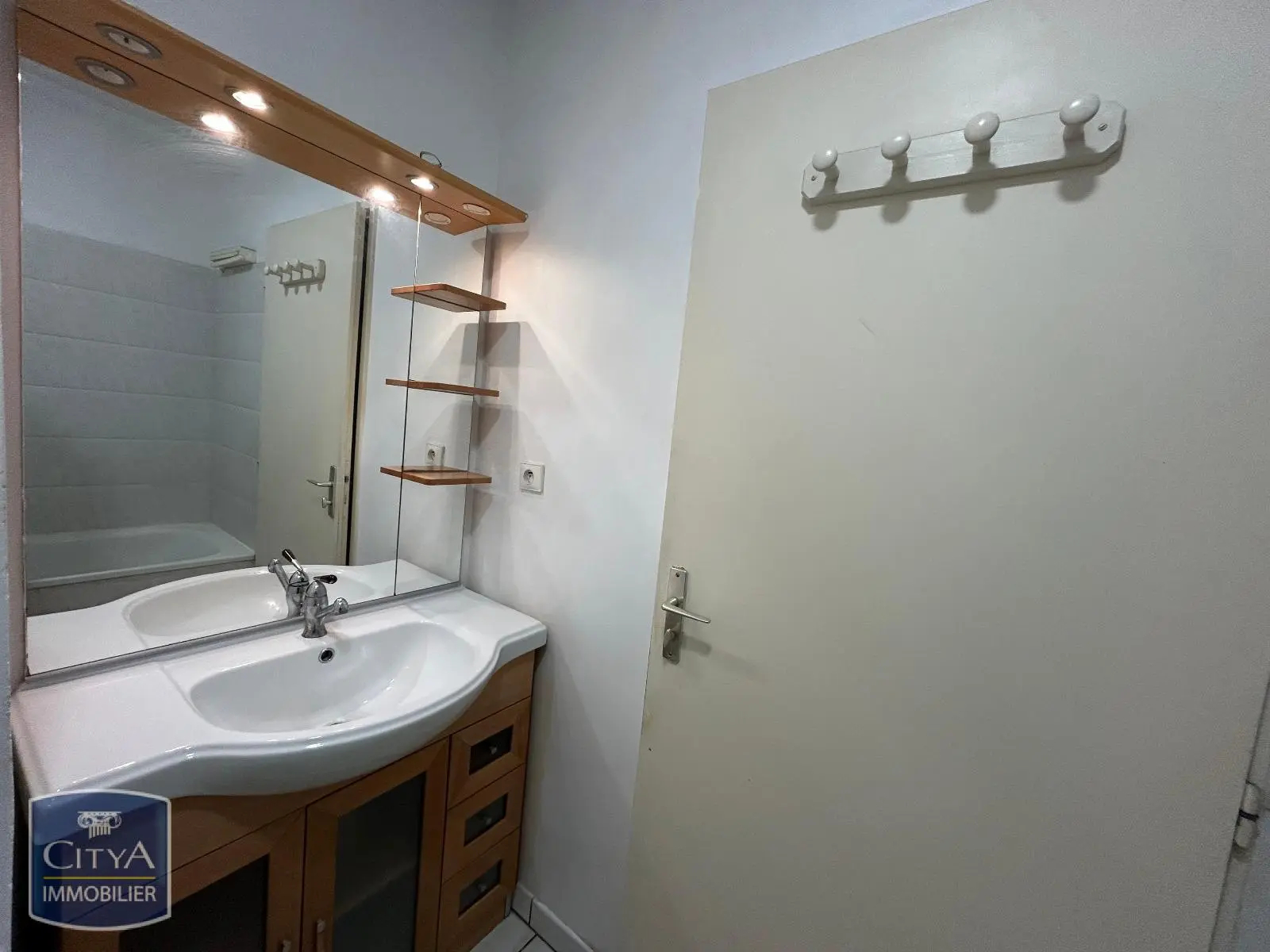 Photo 7 Appartement 1 pièce 25.06m²