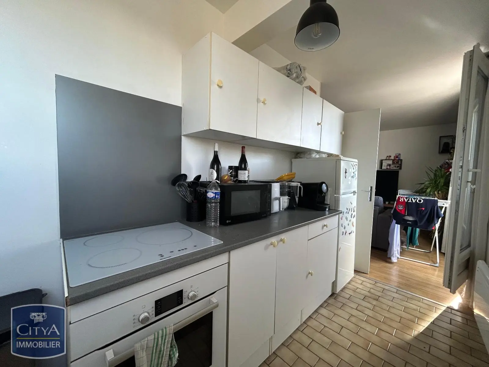 Photo 2 Appartement 1 pièce 32.01m²