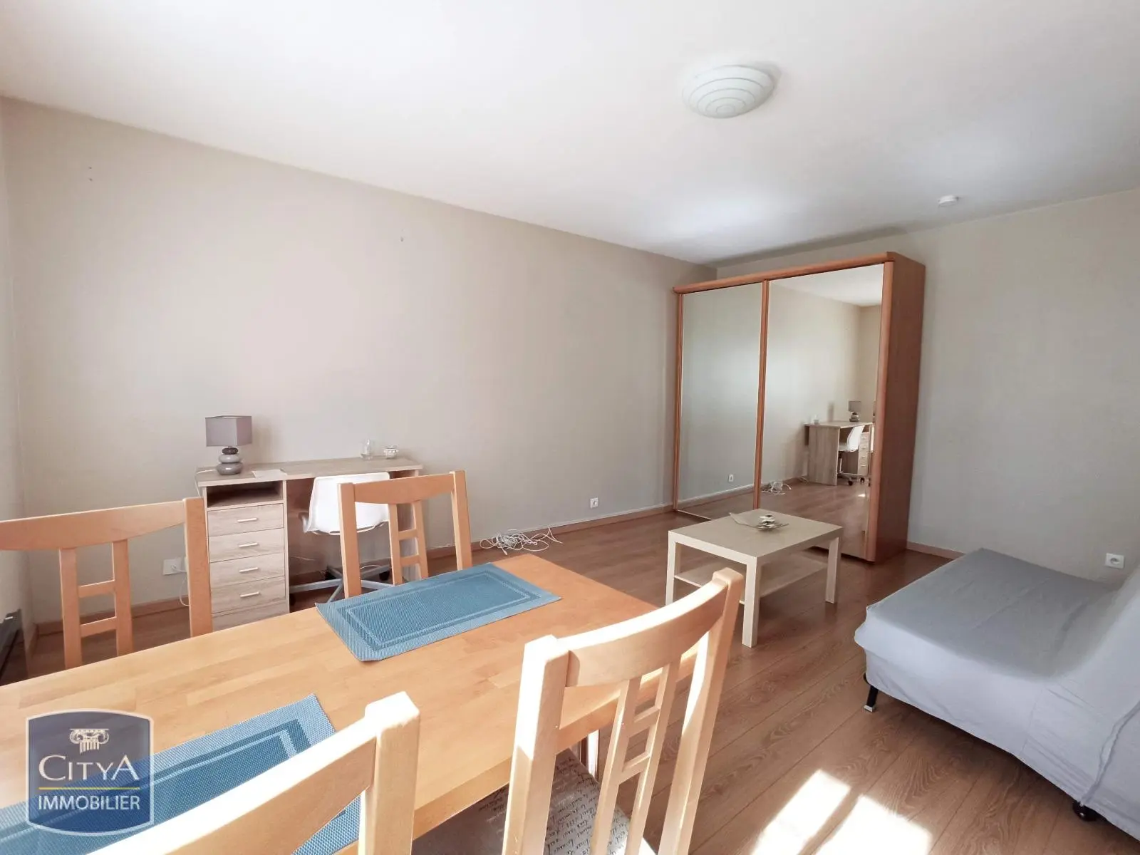 Photo 3 Appartement 1 pièce 27.3m²