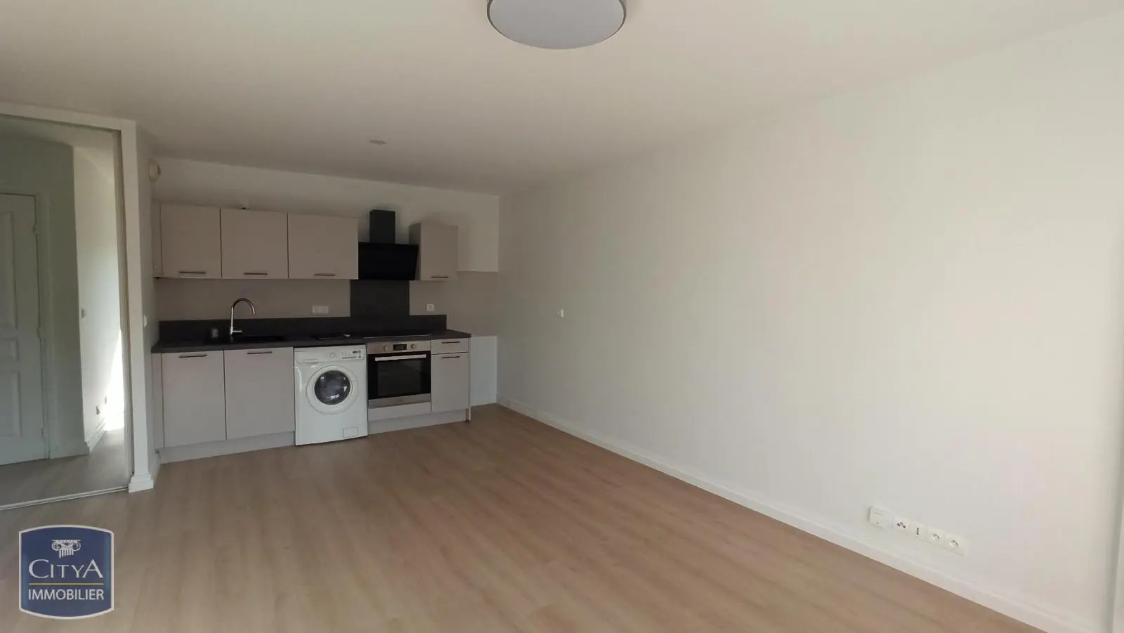 Photo 2 Appartement 2 pièces 41m²