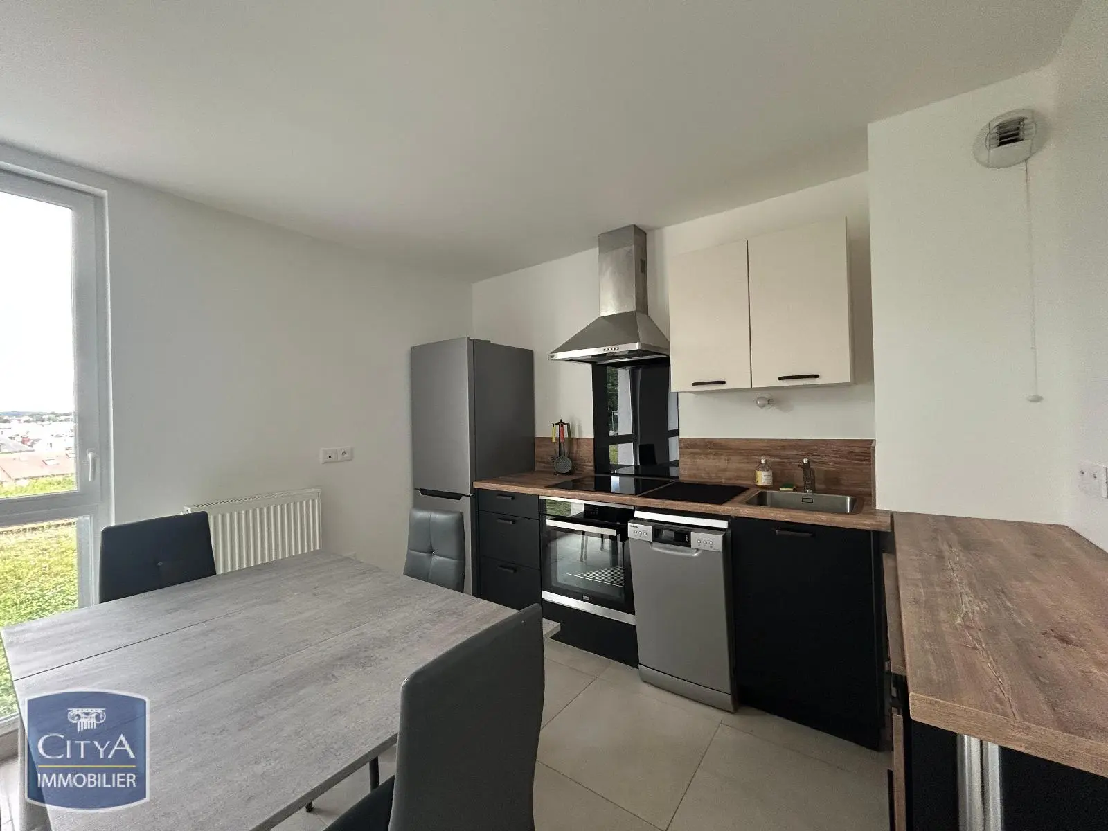 Arpajon (91290) Appartement 2 pièces 47.8m² photo 2