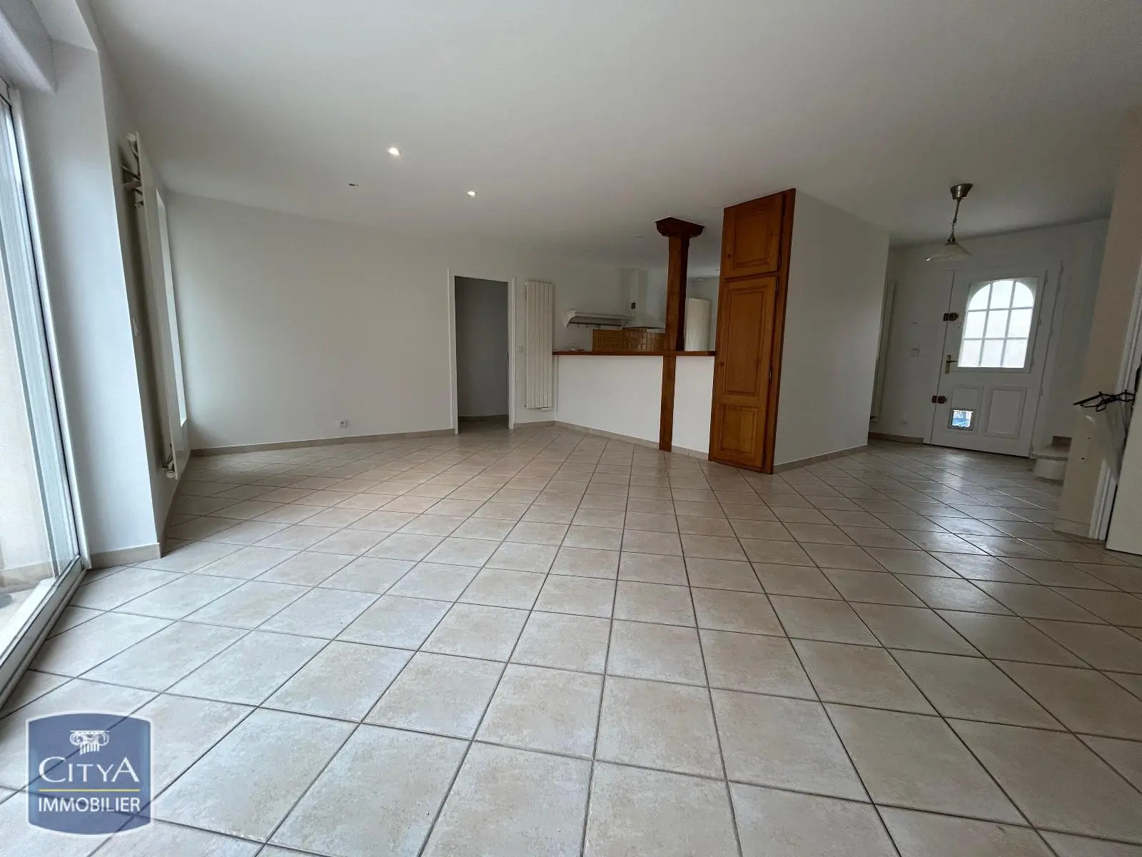 Photo 1 Maison 4 pièces 137.31m²