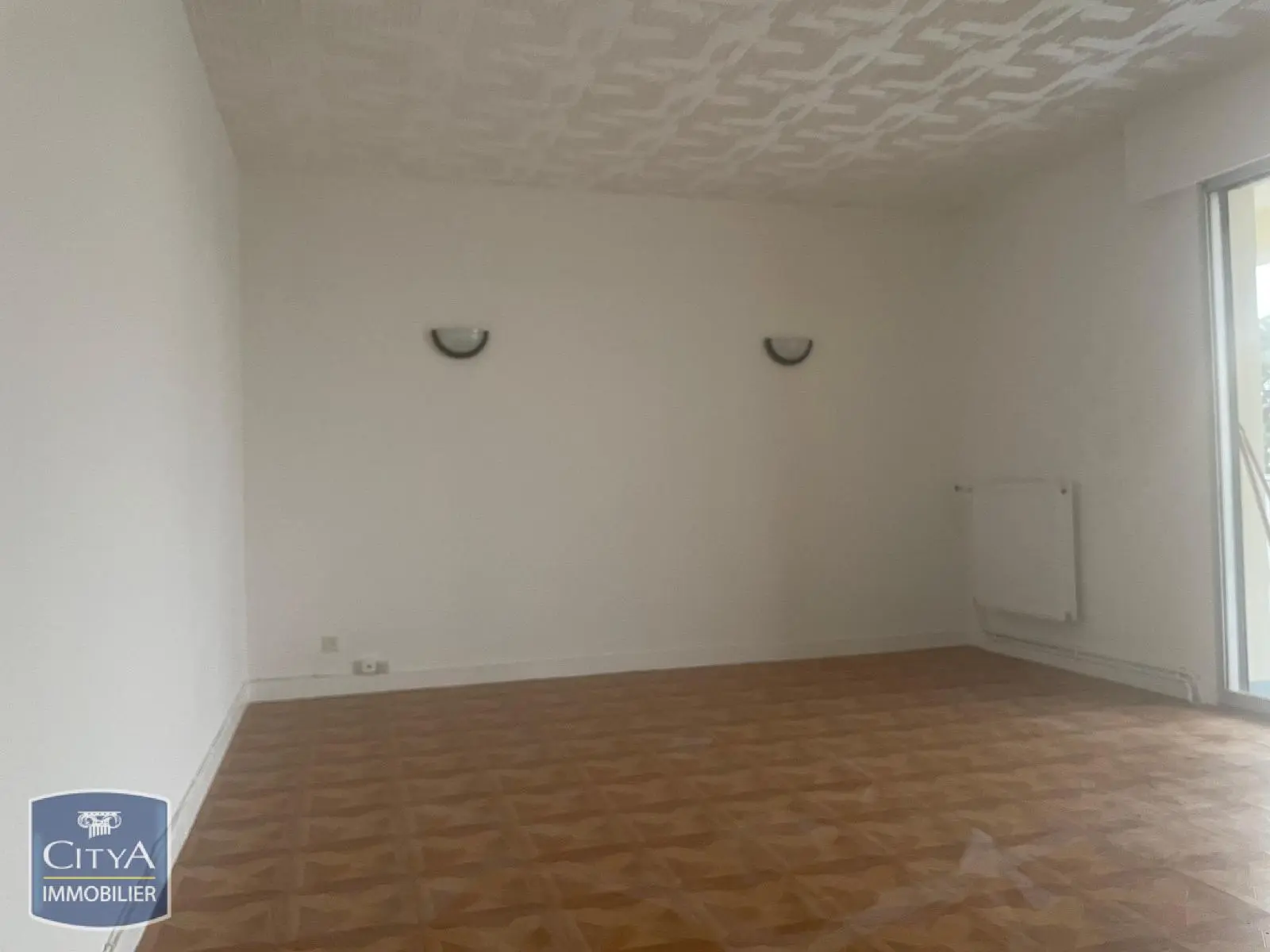 Sainte-Geneviève-des-Bois (91700) Appartement 3 pièces 70.4m² photo 2