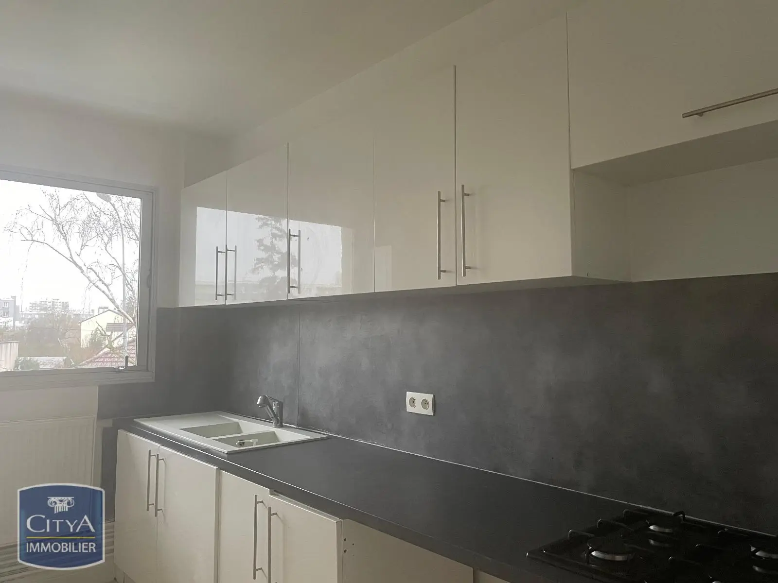 Sainte-Geneviève-des-Bois (91700) Appartement 3 pièces 70.4m² photo 4