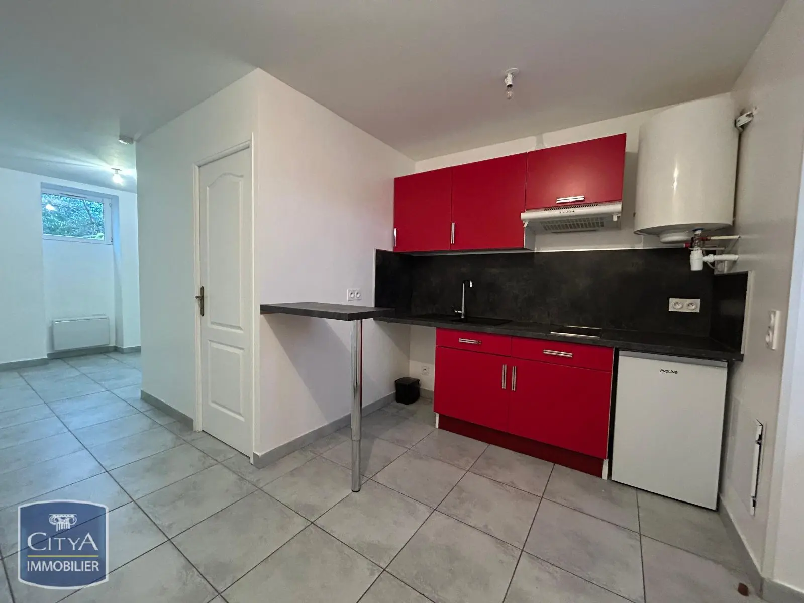 Photo 1 Appartement 1 pièce 21.58m²