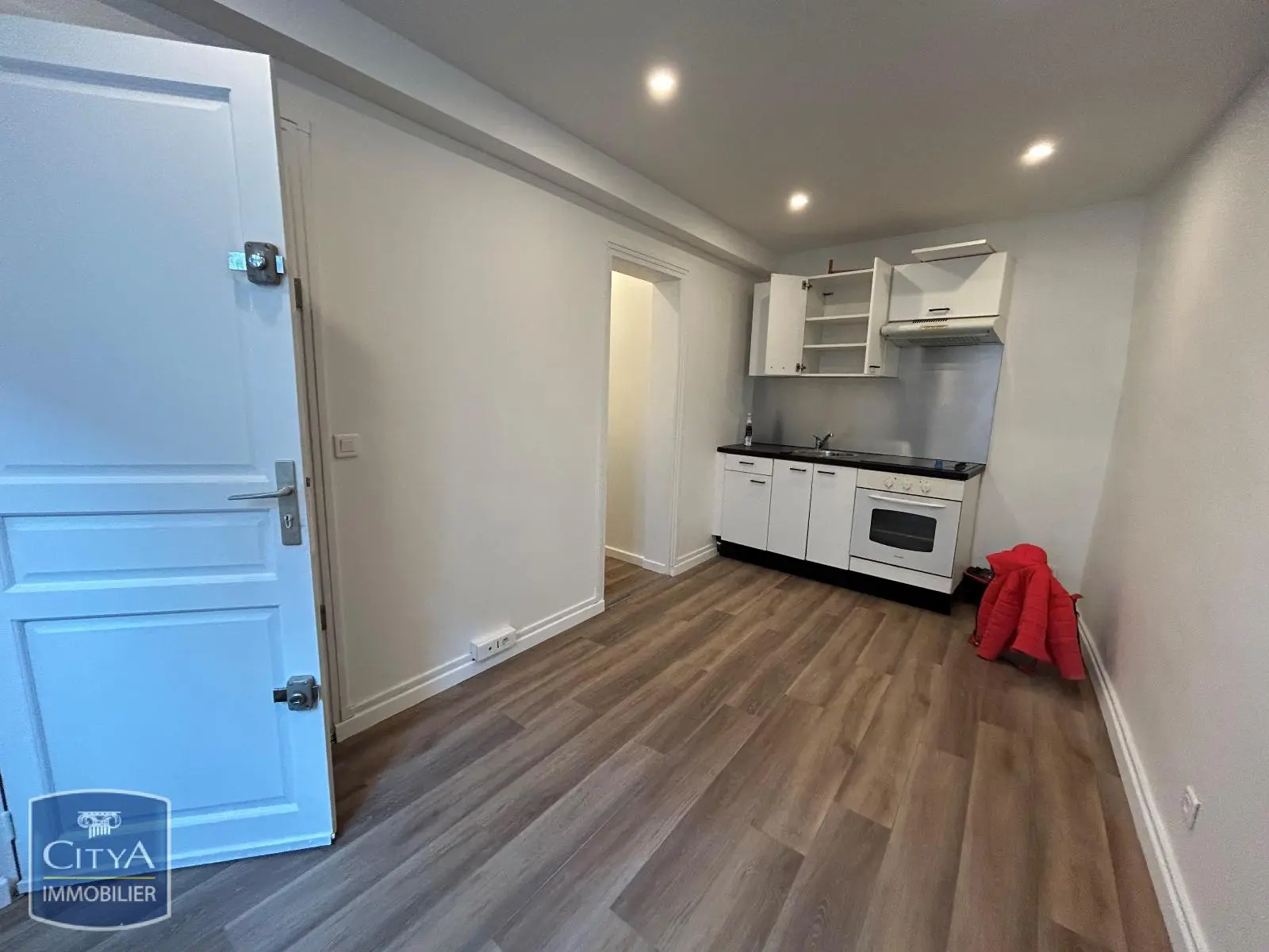 Photo 2 Appartement 2 pièces 30.12m²