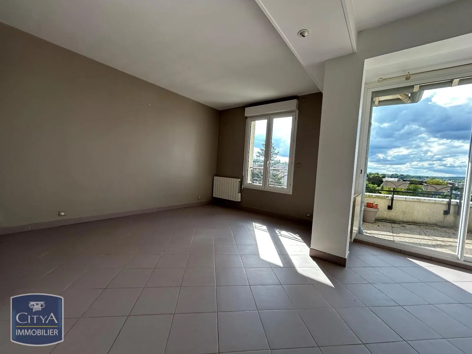 Photo 2 Appartement 5 pièces 95m²
