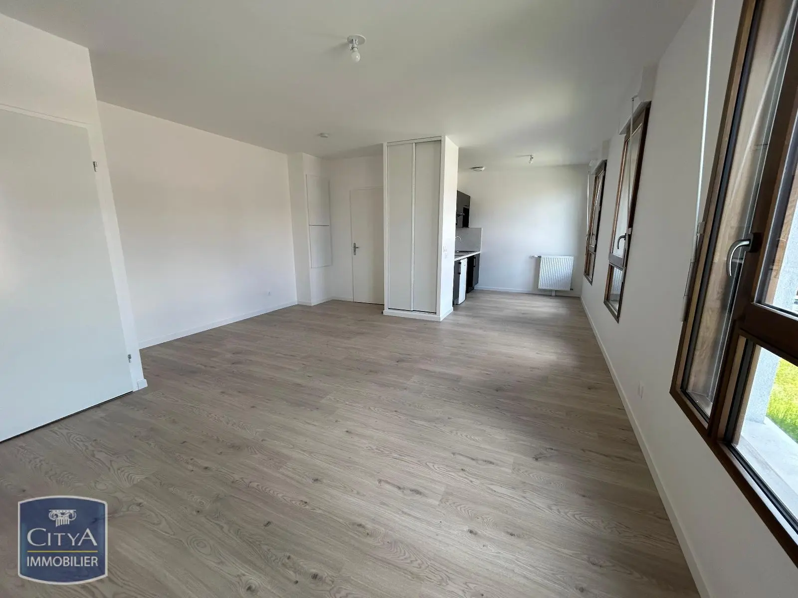 Photo 1 Appartement 1 pièce 37.02m²