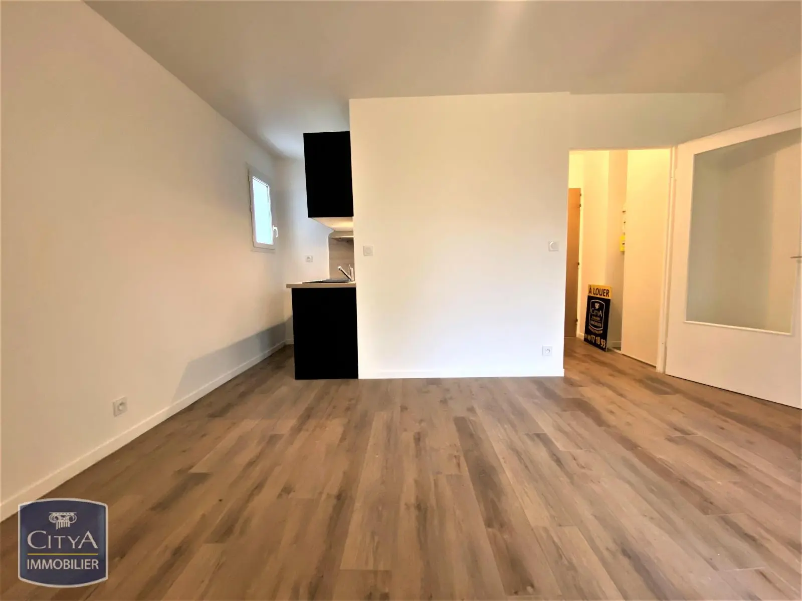 Photo 4 Appartement 1 pièce 23.99m²