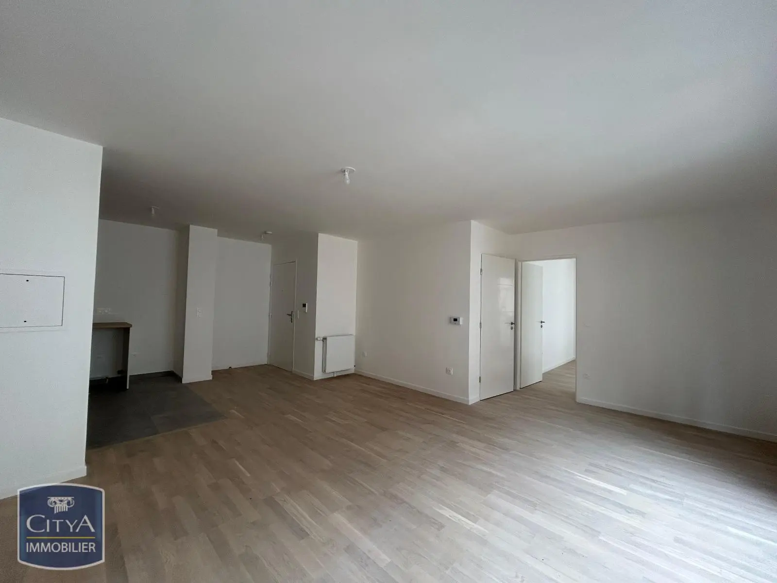 Étampes (91150) Appartement 2 pièces 46.9m² photo 2